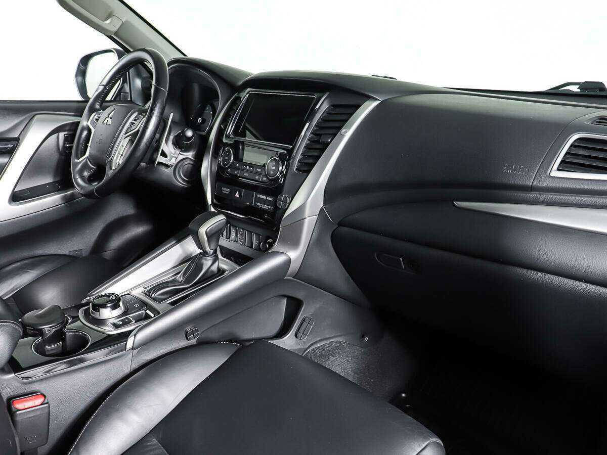 Купить Mitsubishi Pajero Sport, 2018, 85 900 км.. Фото: #8