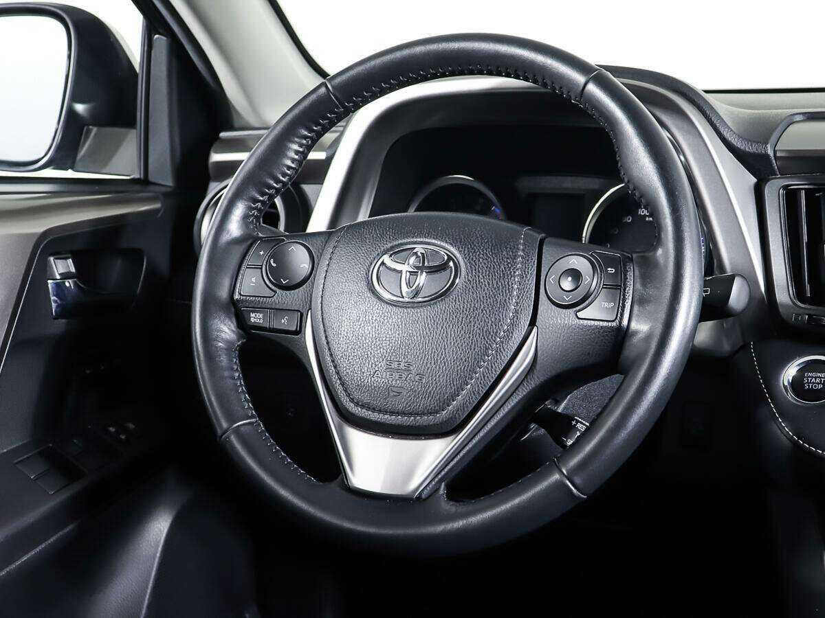 Купить Toyota RAV4, 2018, 67 094 км.. Фото: #14