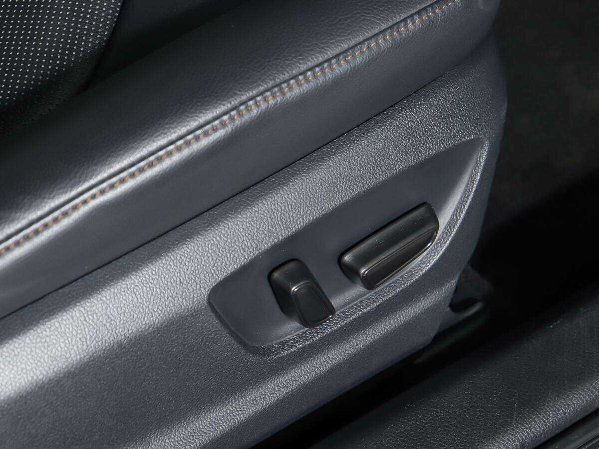 Купить Toyota Camry, 2019, 93 353 км.. Фото: #12