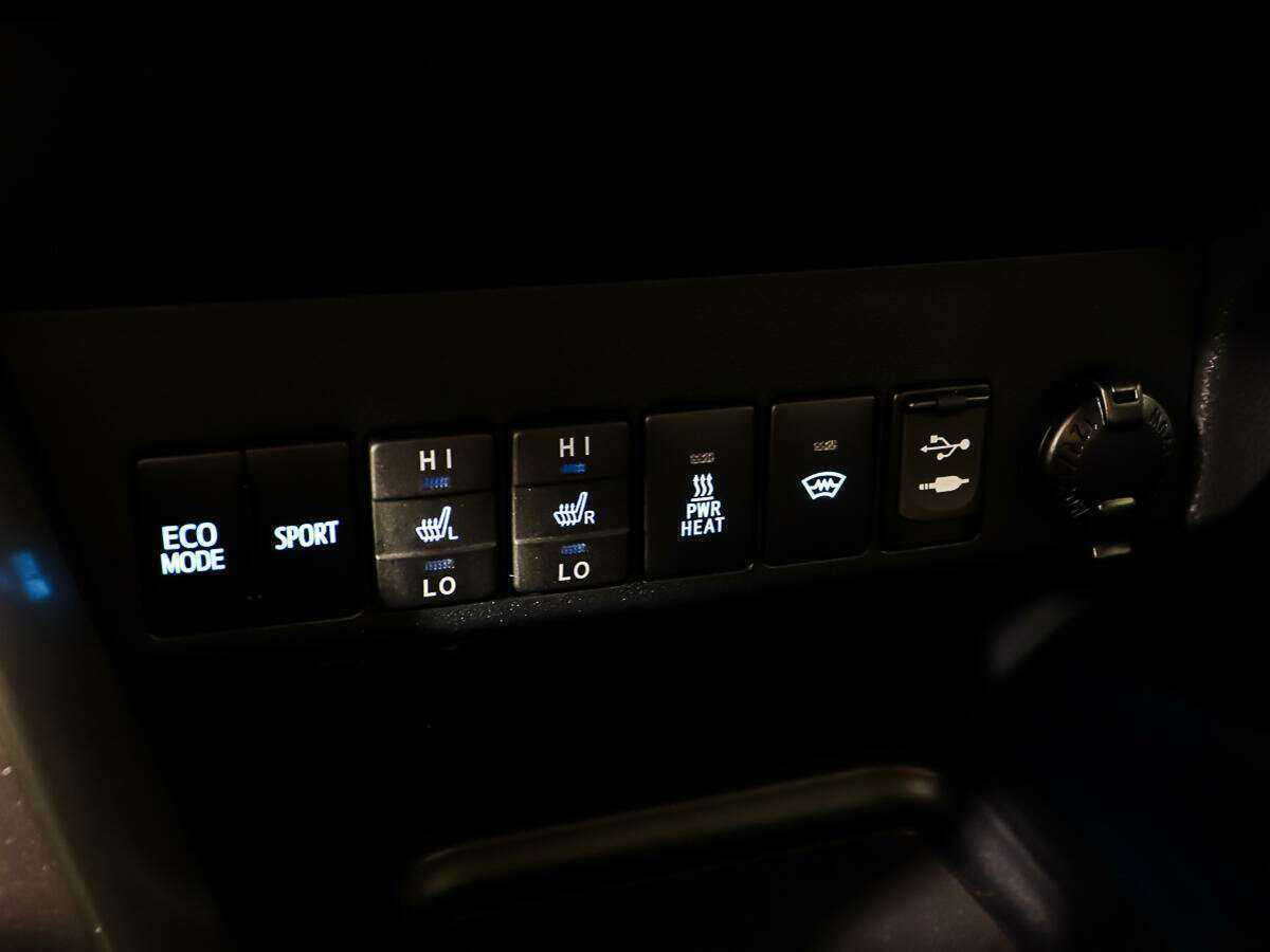 Купить Toyota RAV4, 2018, 113 000 км.. Фото: #16