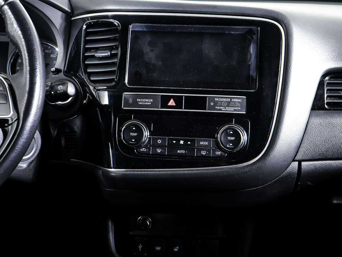 Купить Mitsubishi Outlander, 2019, 101 800 км.. Фото: #11