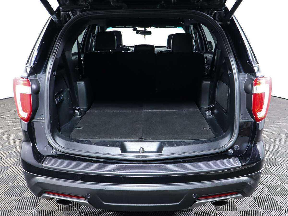 Купить Ford Explorer, 2018, 121 019 км.. Фото: #8