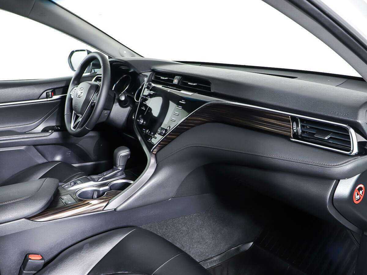 Купить Toyota Camry, 2018, 92 839 км.. Фото: #8