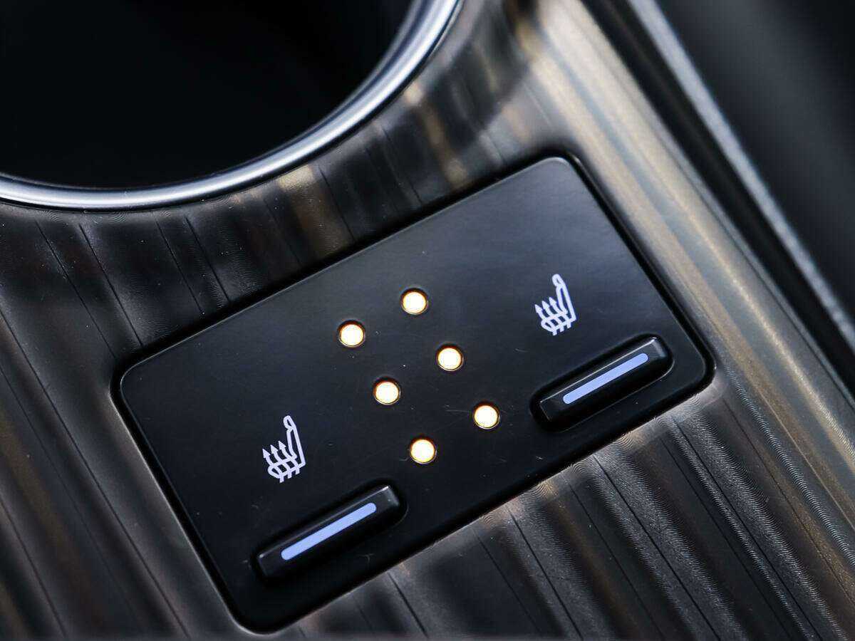 Купить Toyota Camry, 2018, 92 839 км.. Фото: #16