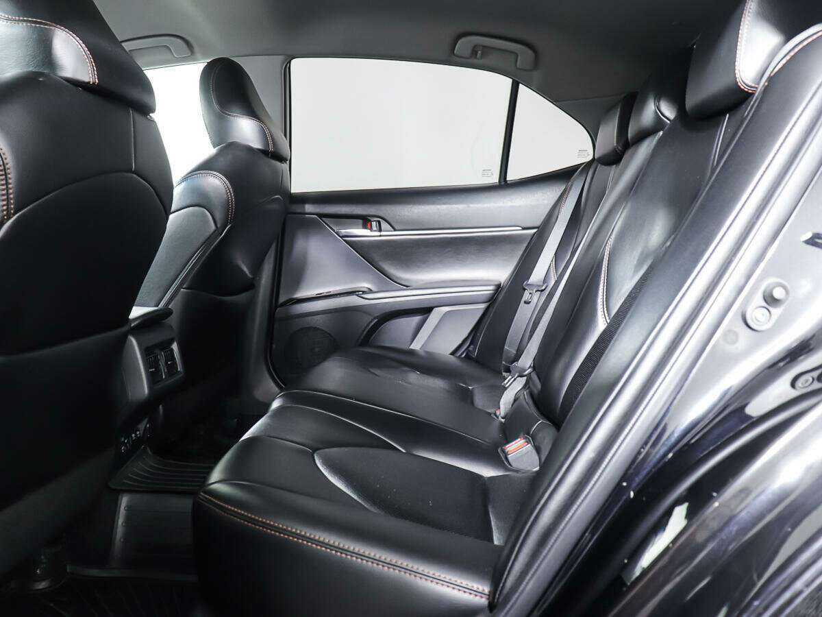 Купить Toyota Camry, 2018, 120 635 км.. Фото: #9