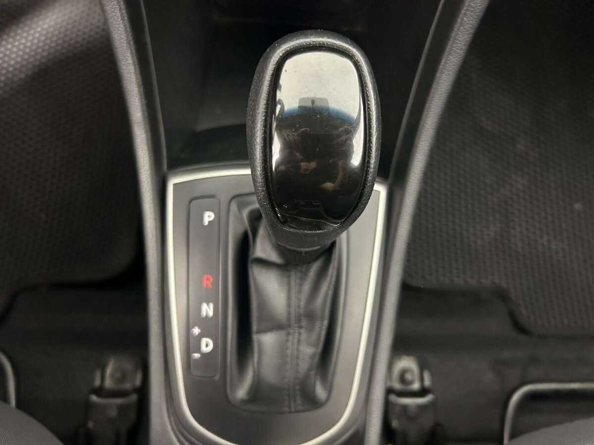 Купить Hyundai Solaris, 2015, 130 893 км.. Фото: #12