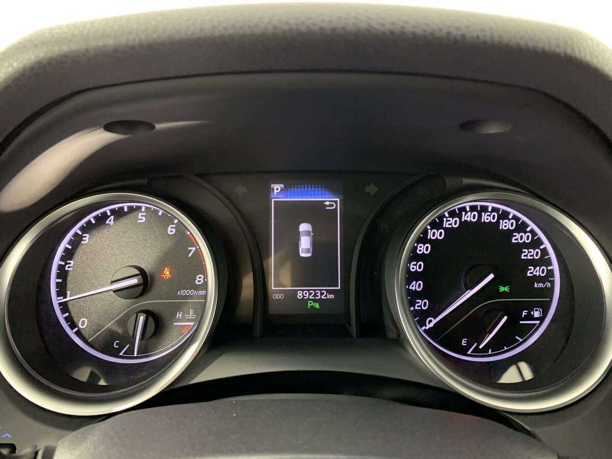 Купить Toyota Camry, 2019, 89 169 км.. Фото: #8