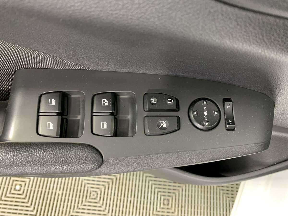 Купить Hyundai Solaris, 2019, 126 048 км.. Фото: #17