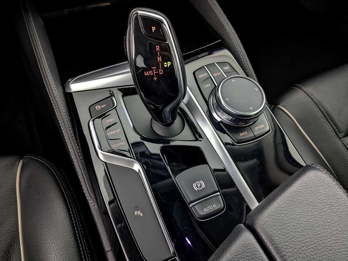 Купить BMW 5 серии, 2019, 156 275 км.. Фото: #20