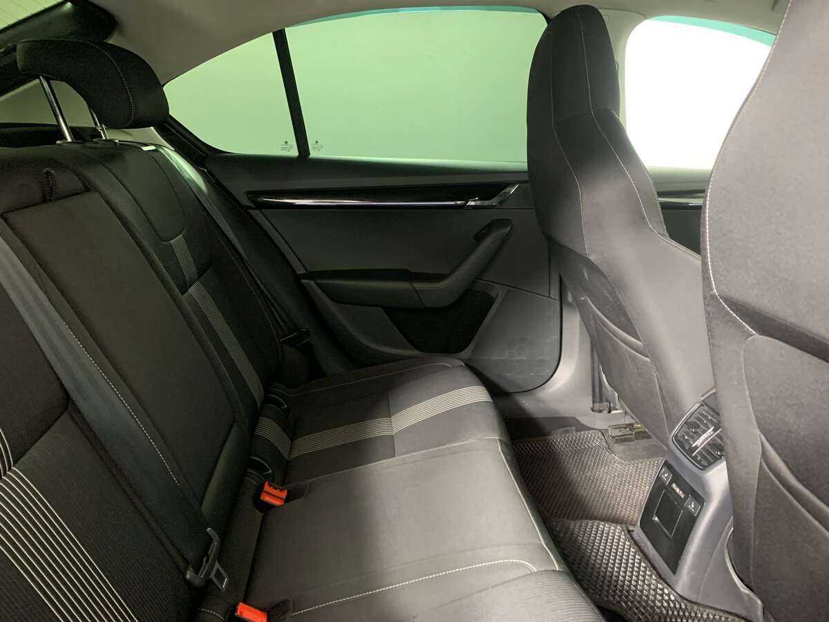 Купить Skoda Octavia, 2018, 181 543 км.. Фото: #14
