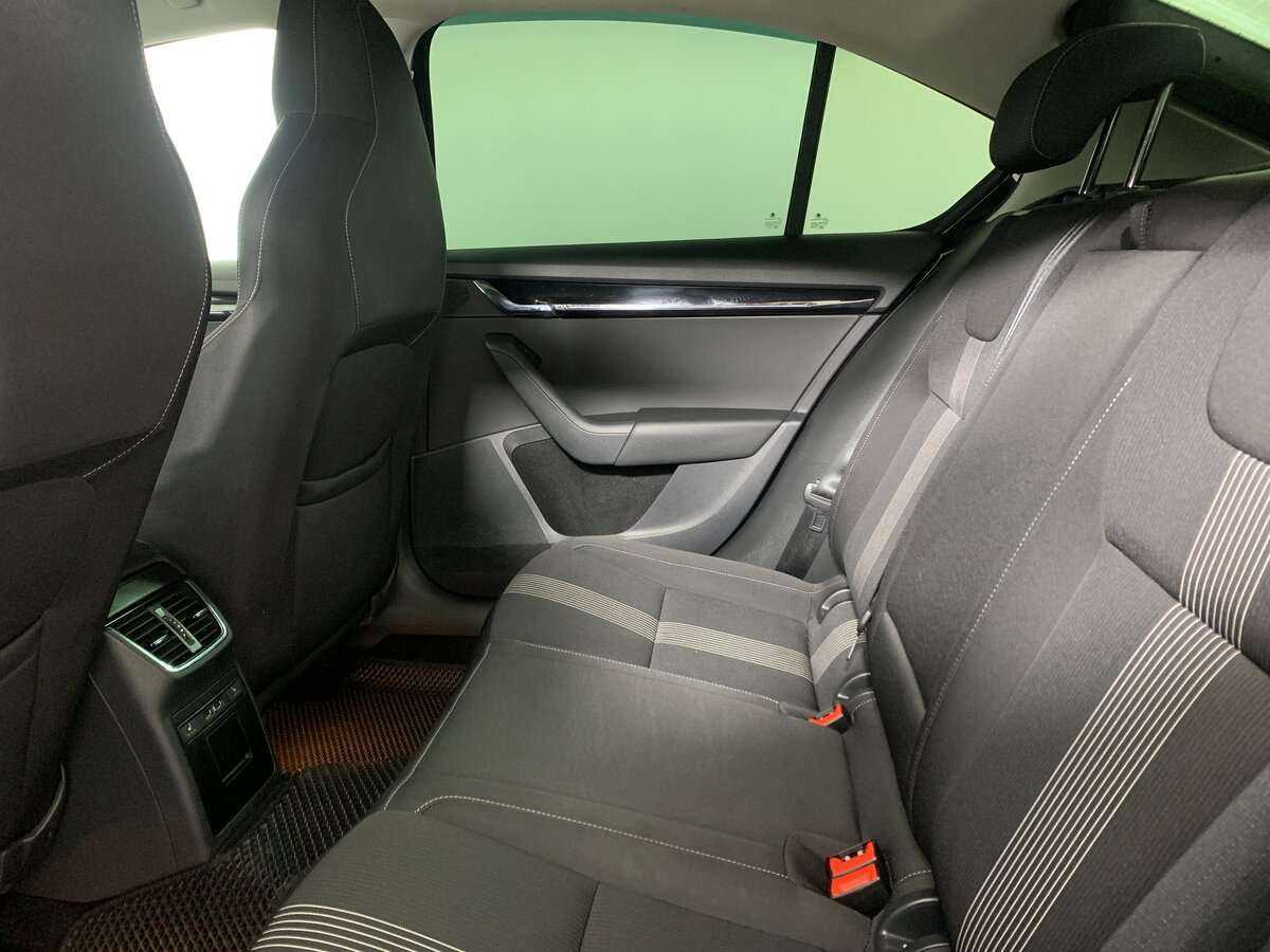Купить Skoda Octavia, 2018, 181 543 км.. Фото: #15