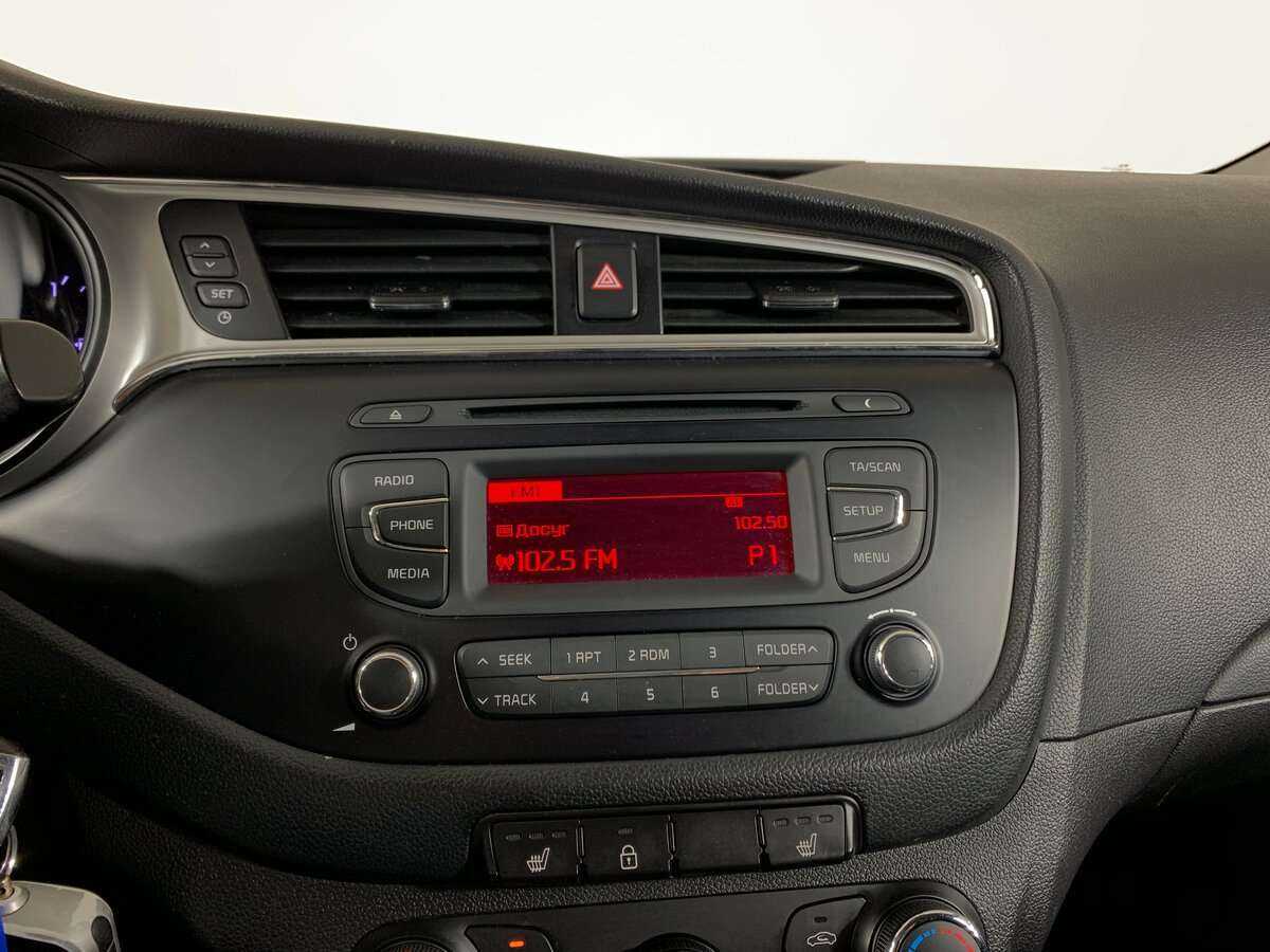 Купить Kia Ceed, 2017, 99 345 км.. Фото: #12