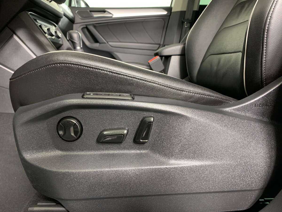 Купить Volkswagen Tiguan, 2018, 99 995 км.. Фото: #13