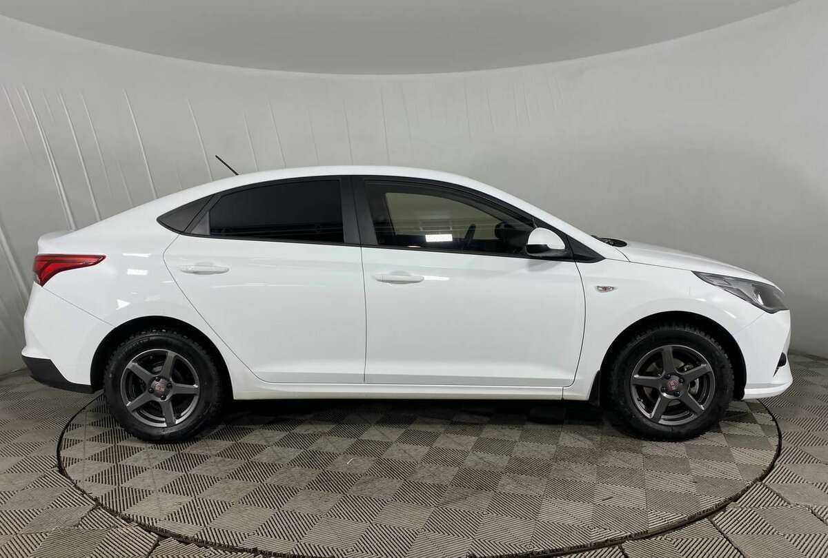 Купить Hyundai Solaris, 2021, 13 369 км.. Фото: #3