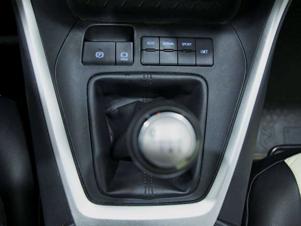 Купить Toyota RAV4, 2020, 45 768 км.. Фото: #7