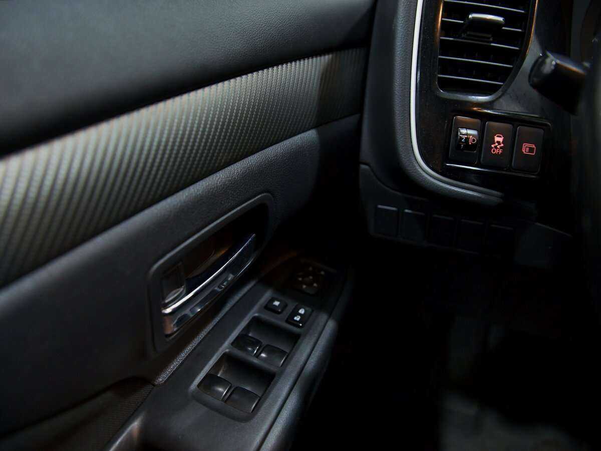 Купить Mitsubishi Outlander, 2013, 200 551 км.. Фото: #9