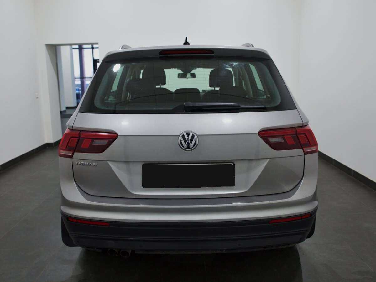 Купить Volkswagen Tiguan, 2020, 90 848 км.. Фото: #3
