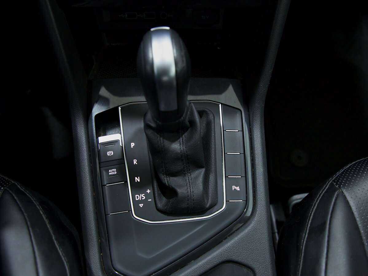 Купить Volkswagen Tiguan, 2020, 90 848 км.. Фото: #12