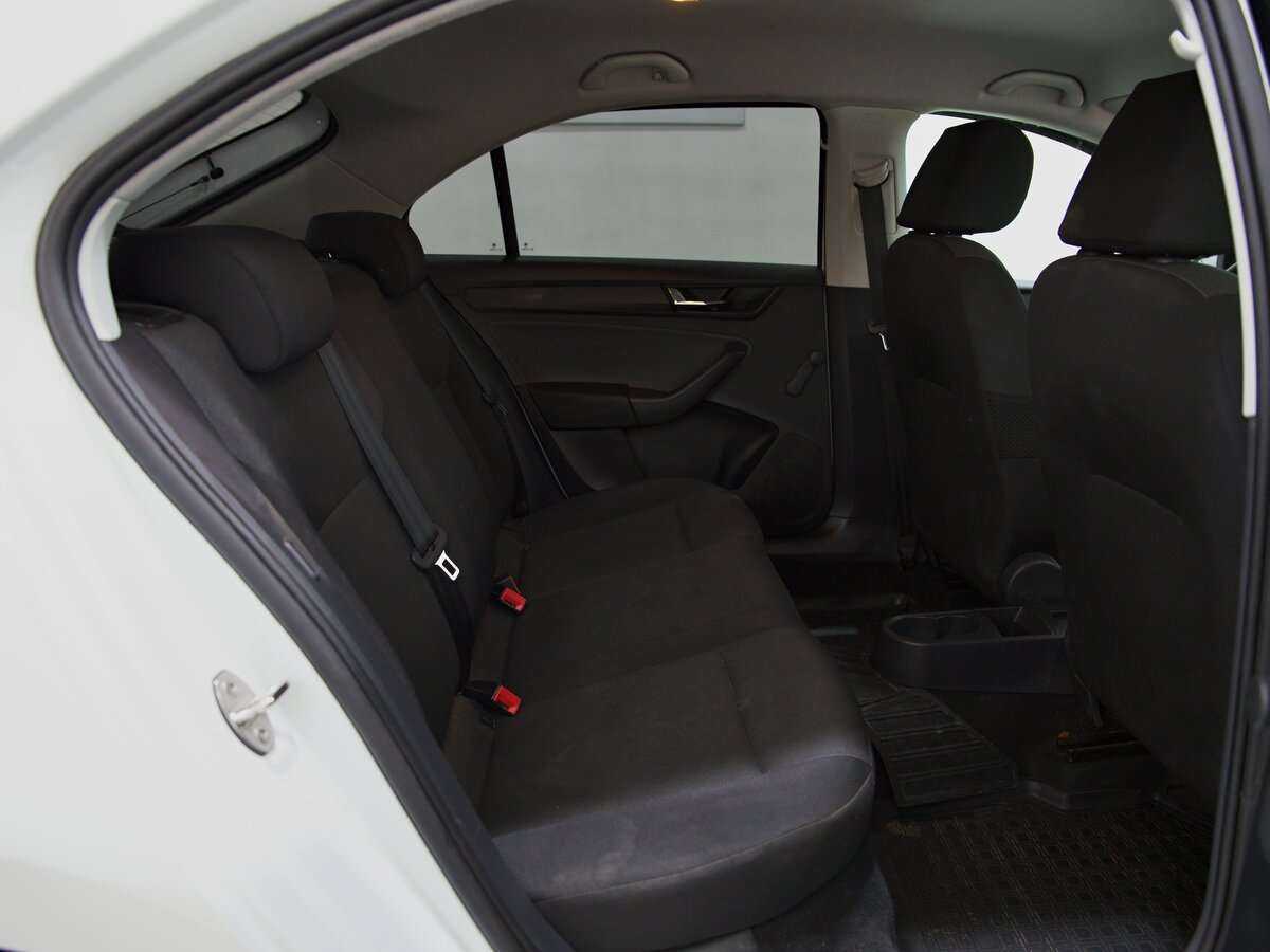 Купить Skoda Rapid, 2018, 51 915 км.. Фото: #8