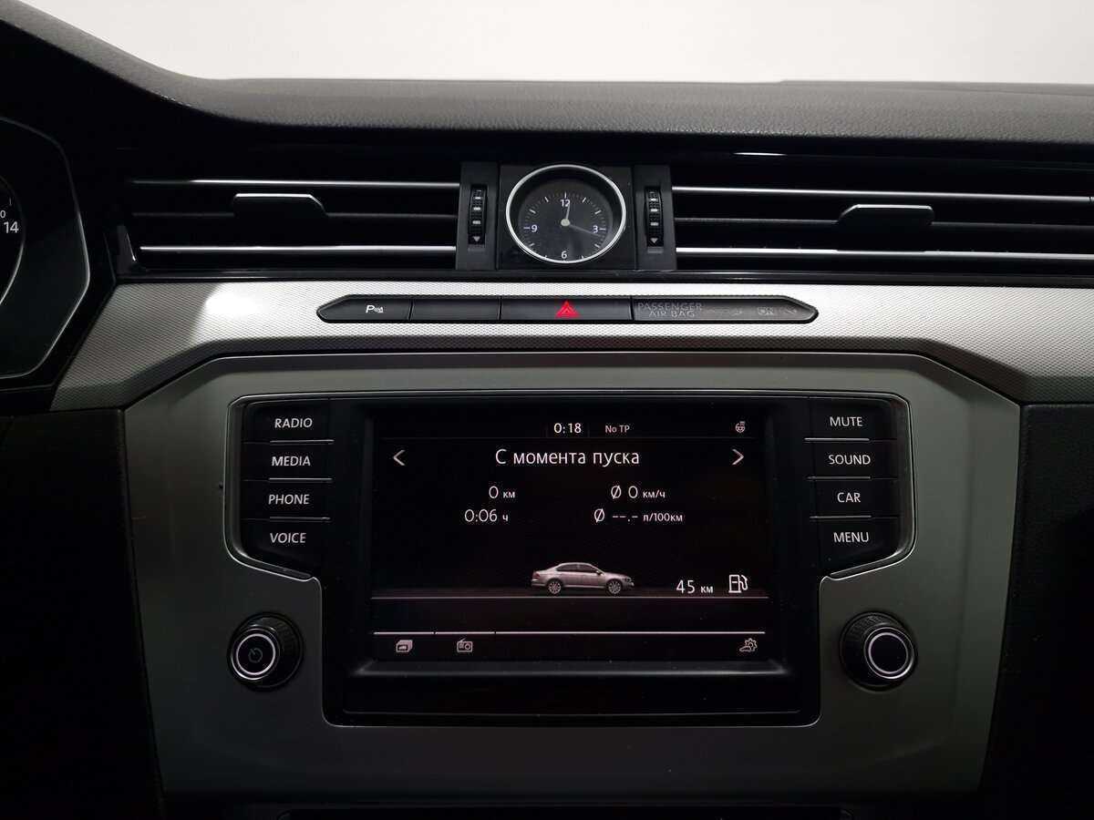 Купить Volkswagen Passat, 2015, 220 993 км.. Фото: #6