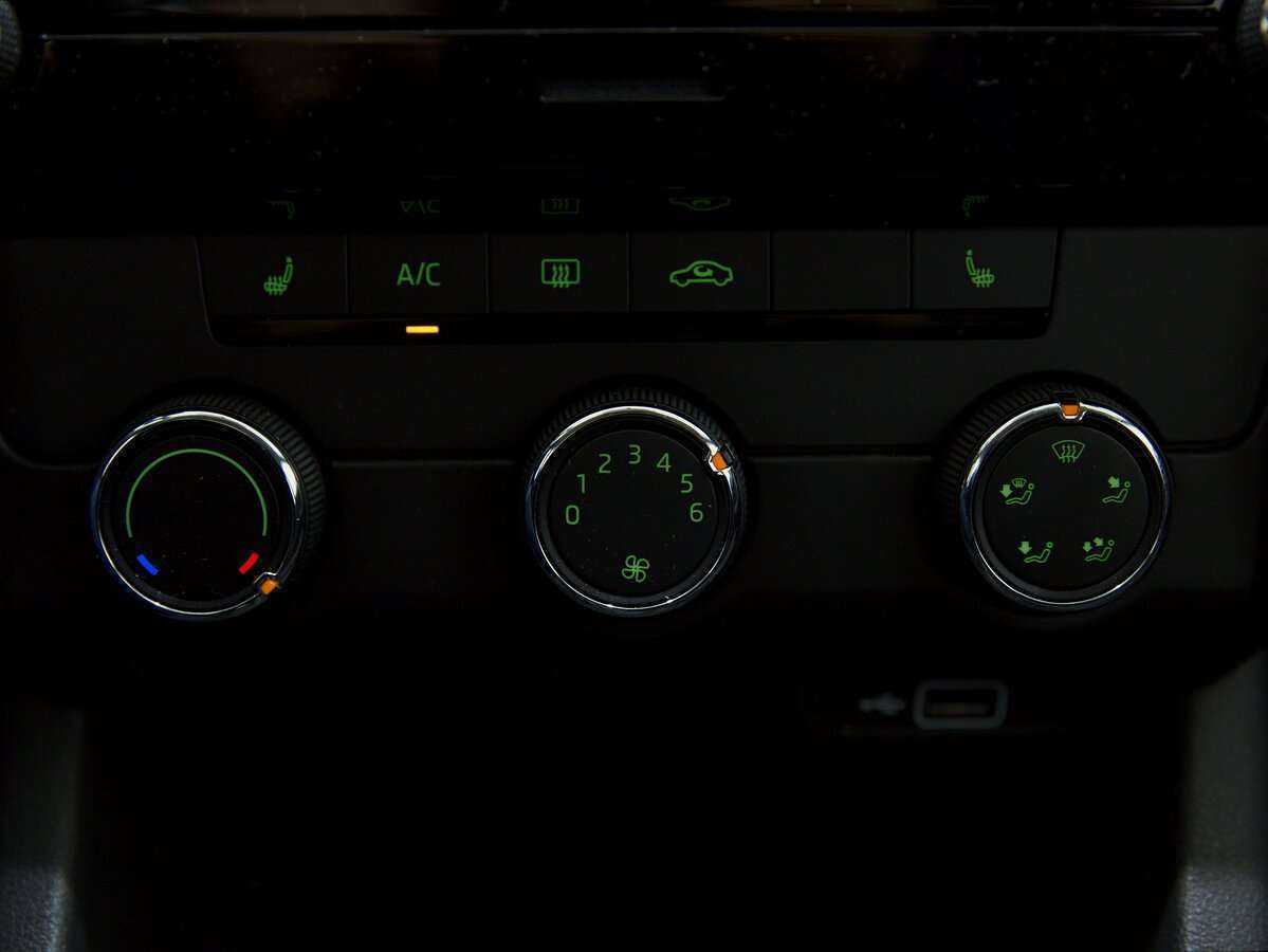 Купить Skoda Octavia, 2019, 97 653 км.. Фото: #7