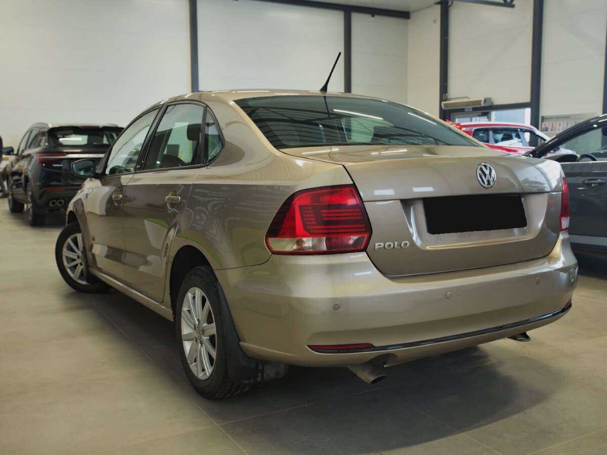 Купить Volkswagen Polo, 2016, 121 364 км.. Фото: #1
