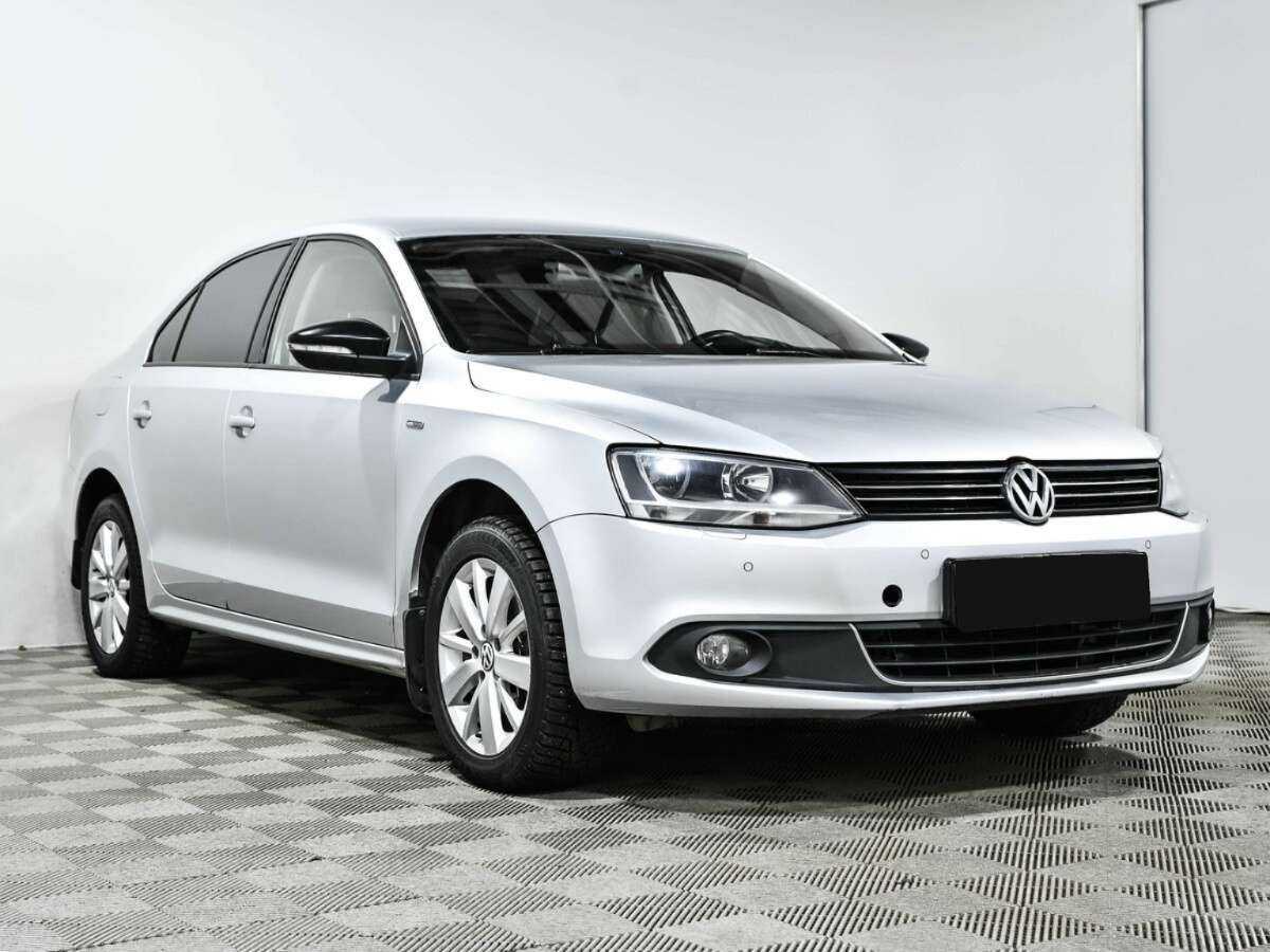 Купить Volkswagen Jetta, 2013, 158 244 км.. Фото: #2