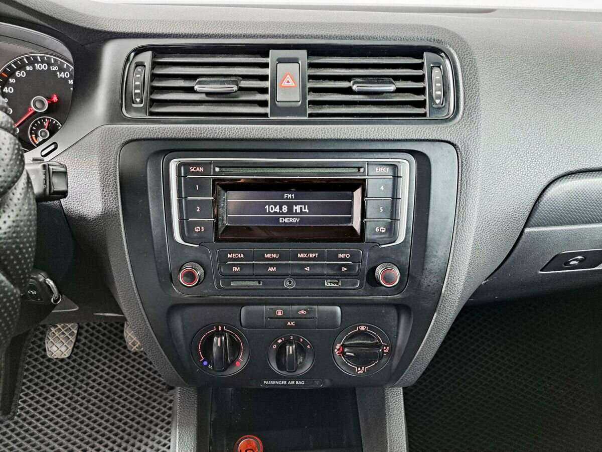 Купить Volkswagen Jetta, 2014, 114 188 км.. Фото: #14