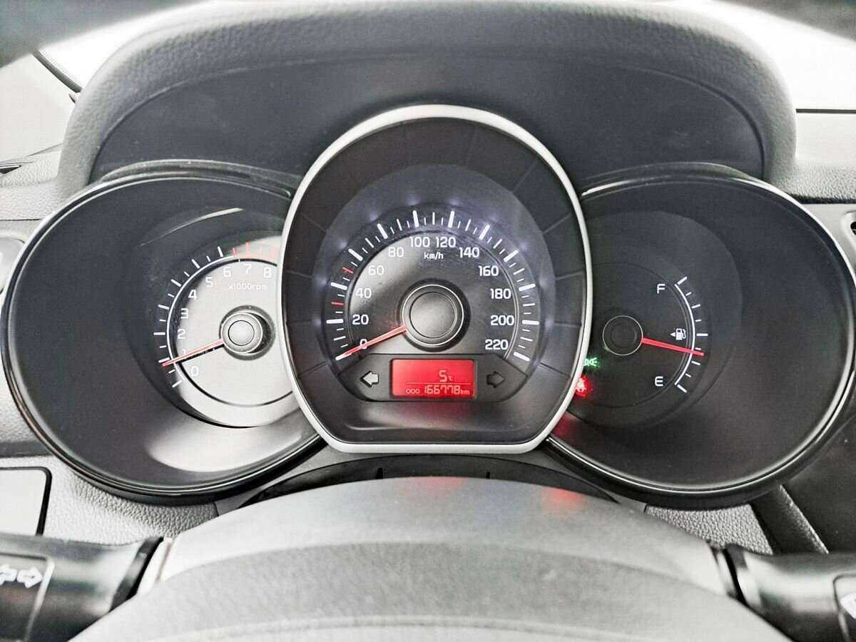 Купить Kia Rio, 2014, 166 776 км.. Фото: #10