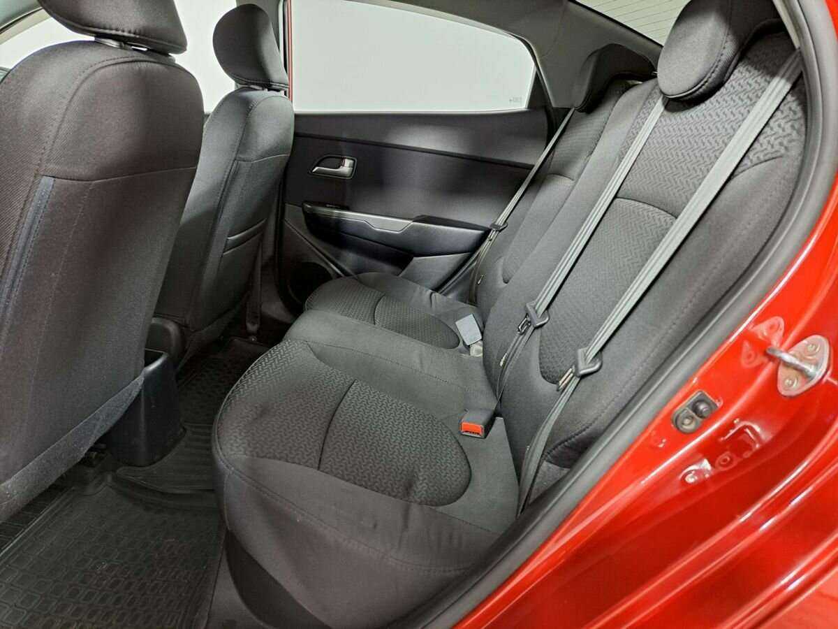 Купить Kia Rio, 2015, 105 314 км.. Фото: #9