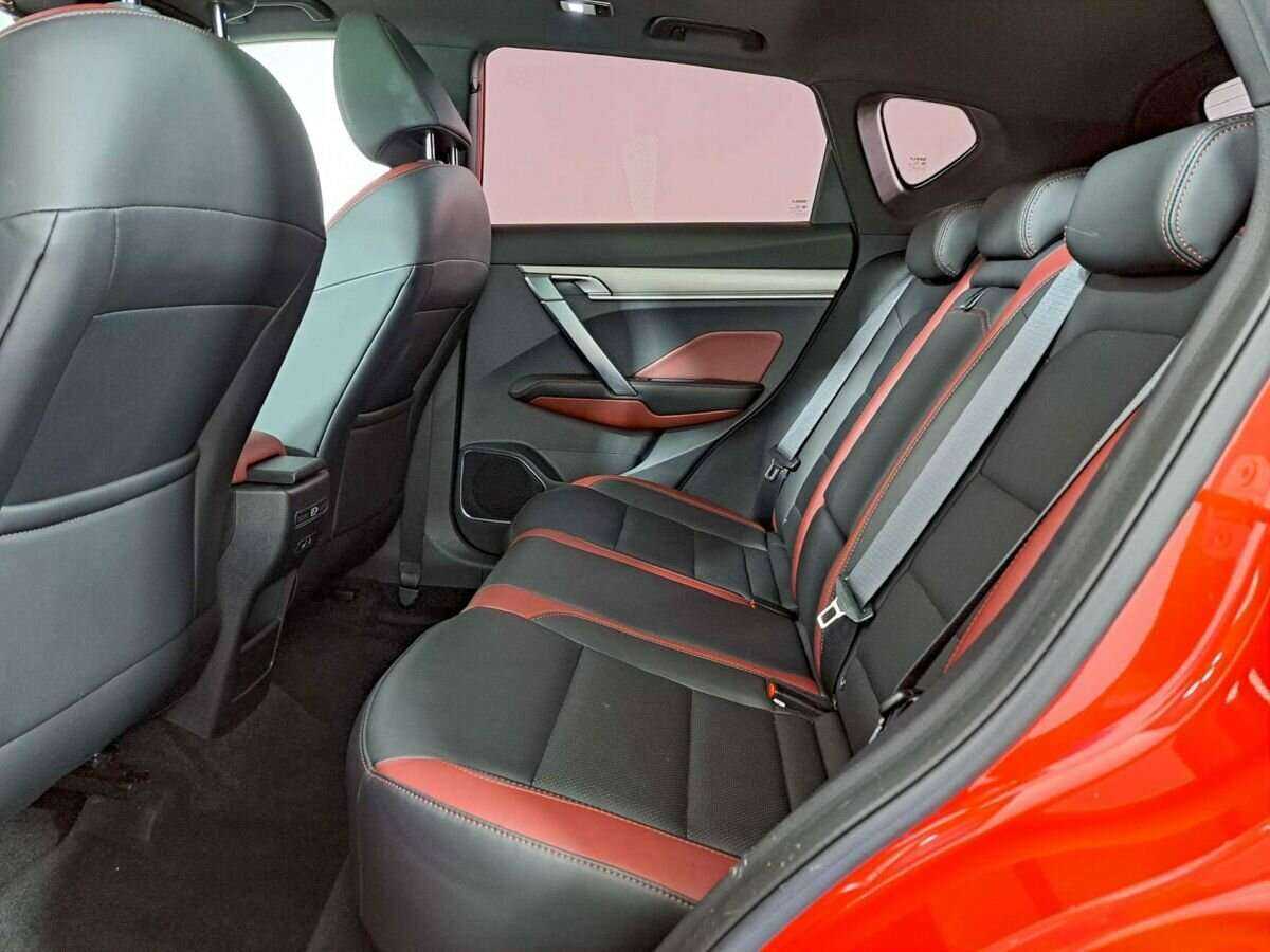 Купить Geely Coolray, 2020, 29 000 км.. Фото: #9