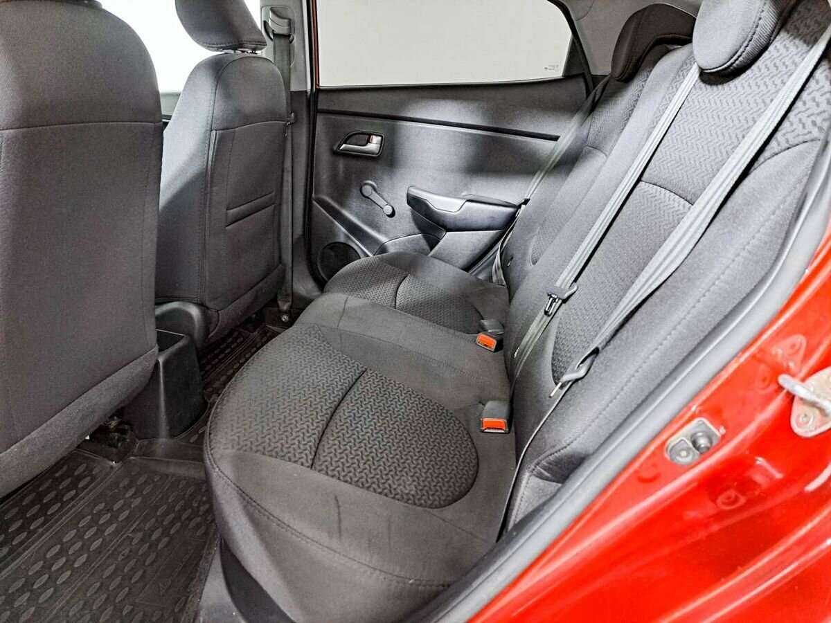 Купить Kia Rio, 2016, 110 070 км.. Фото: #9