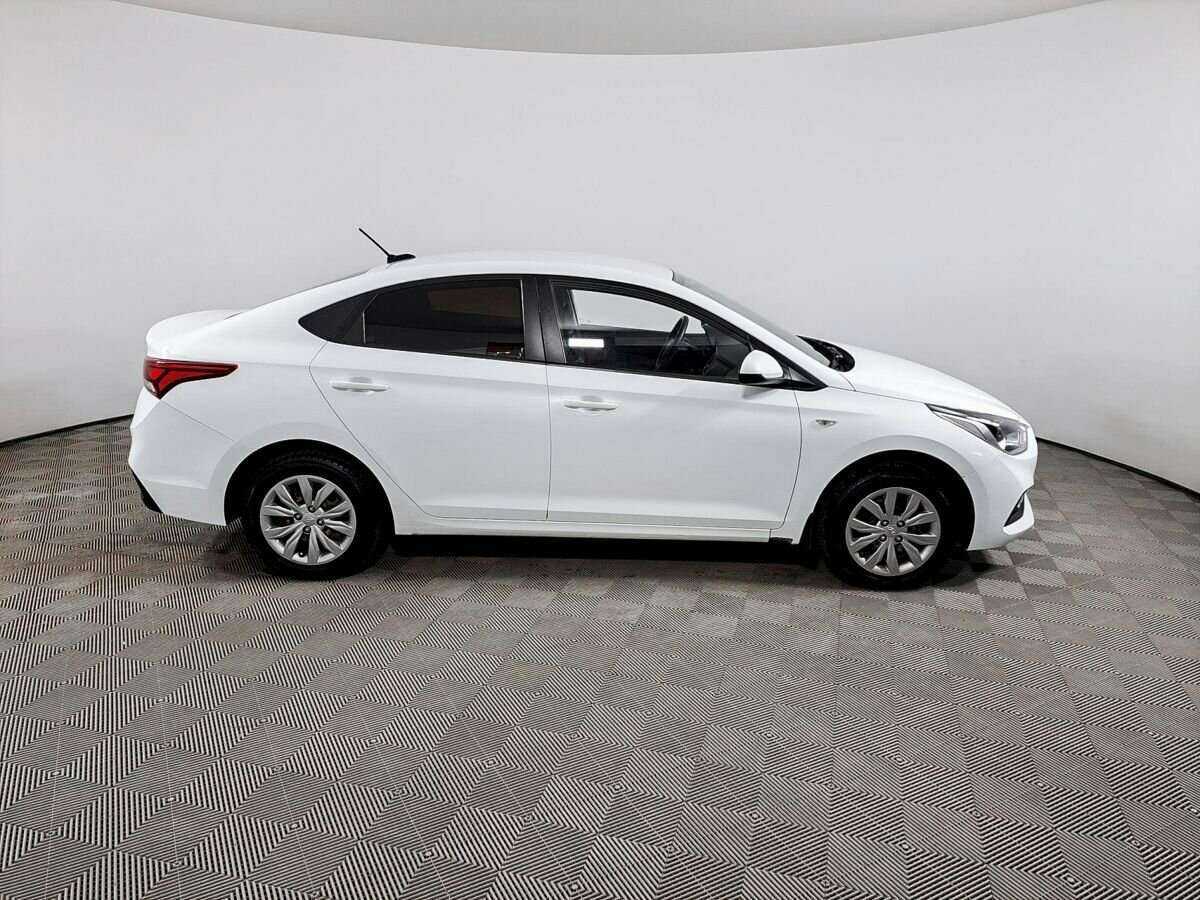 Купить Hyundai Solaris, 2019, 106 601 км.. Фото: #2