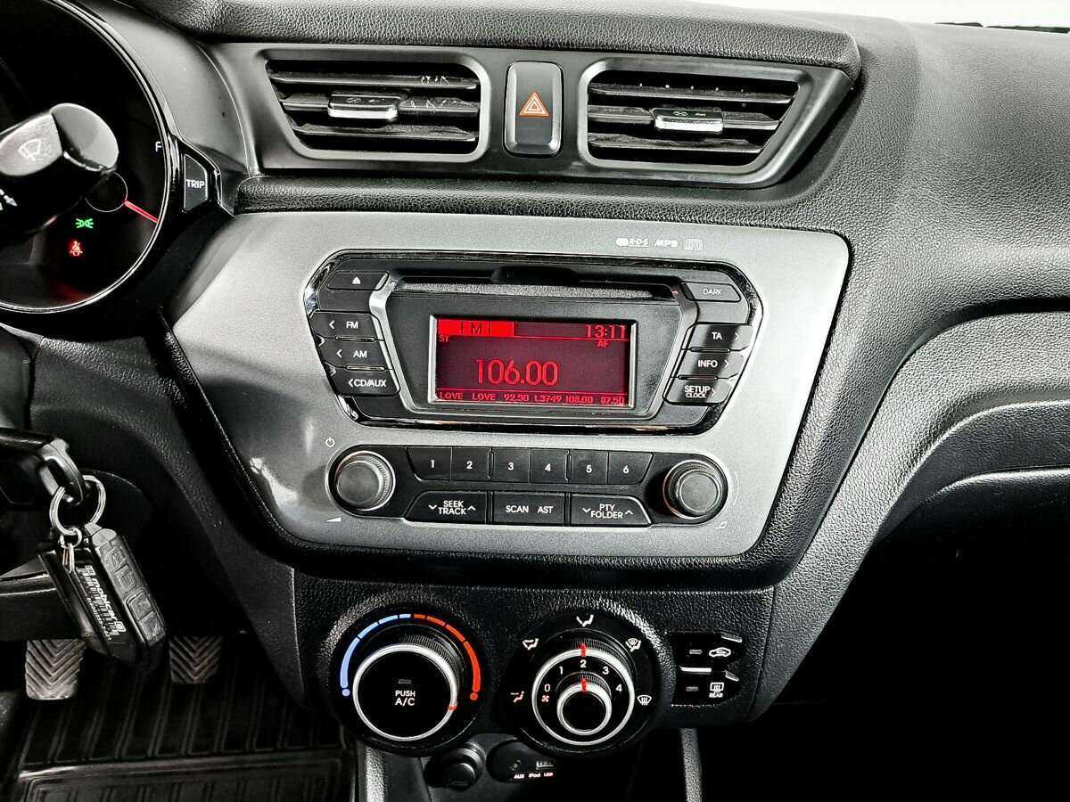 Купить Kia Rio, 2015, 114 450 км.. Фото: #11