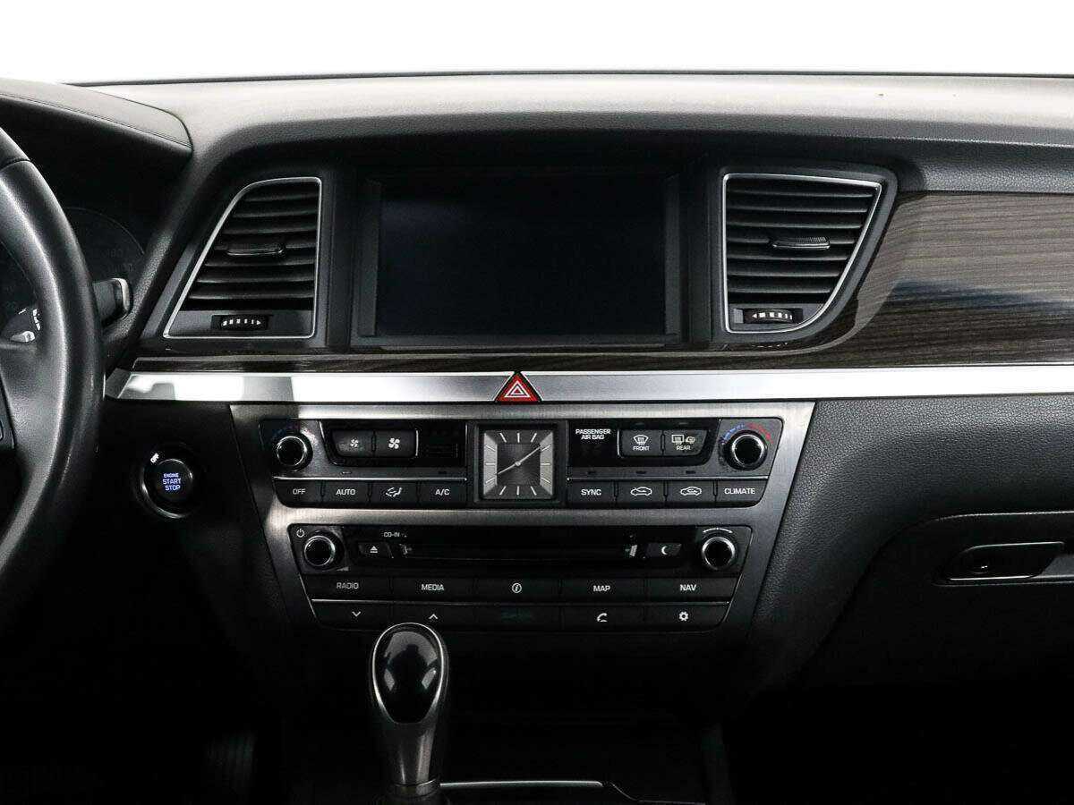 Купить Hyundai Genesis, 2015, 70 785 км.. Фото: #10