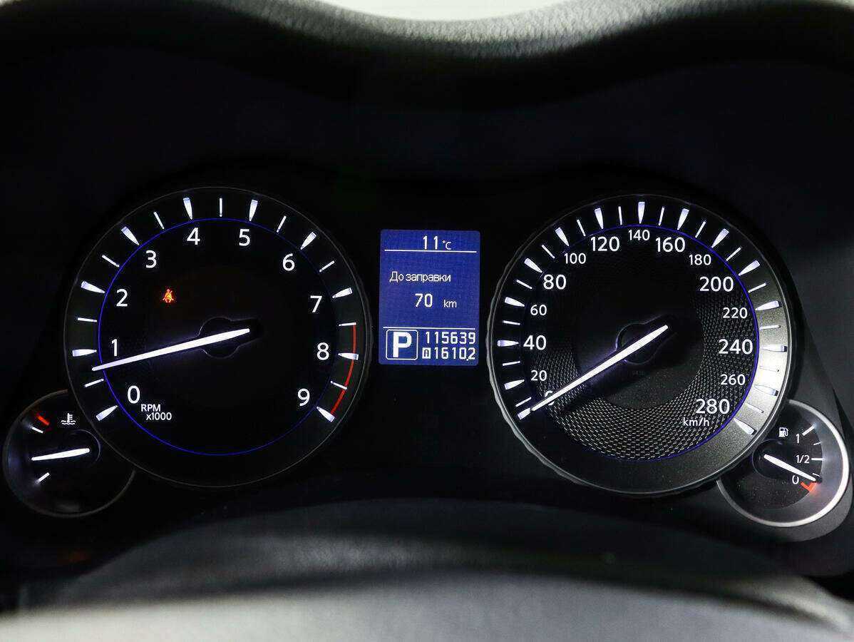 Купить Infiniti Q70, 2014, 115 637 км.. Фото: #5