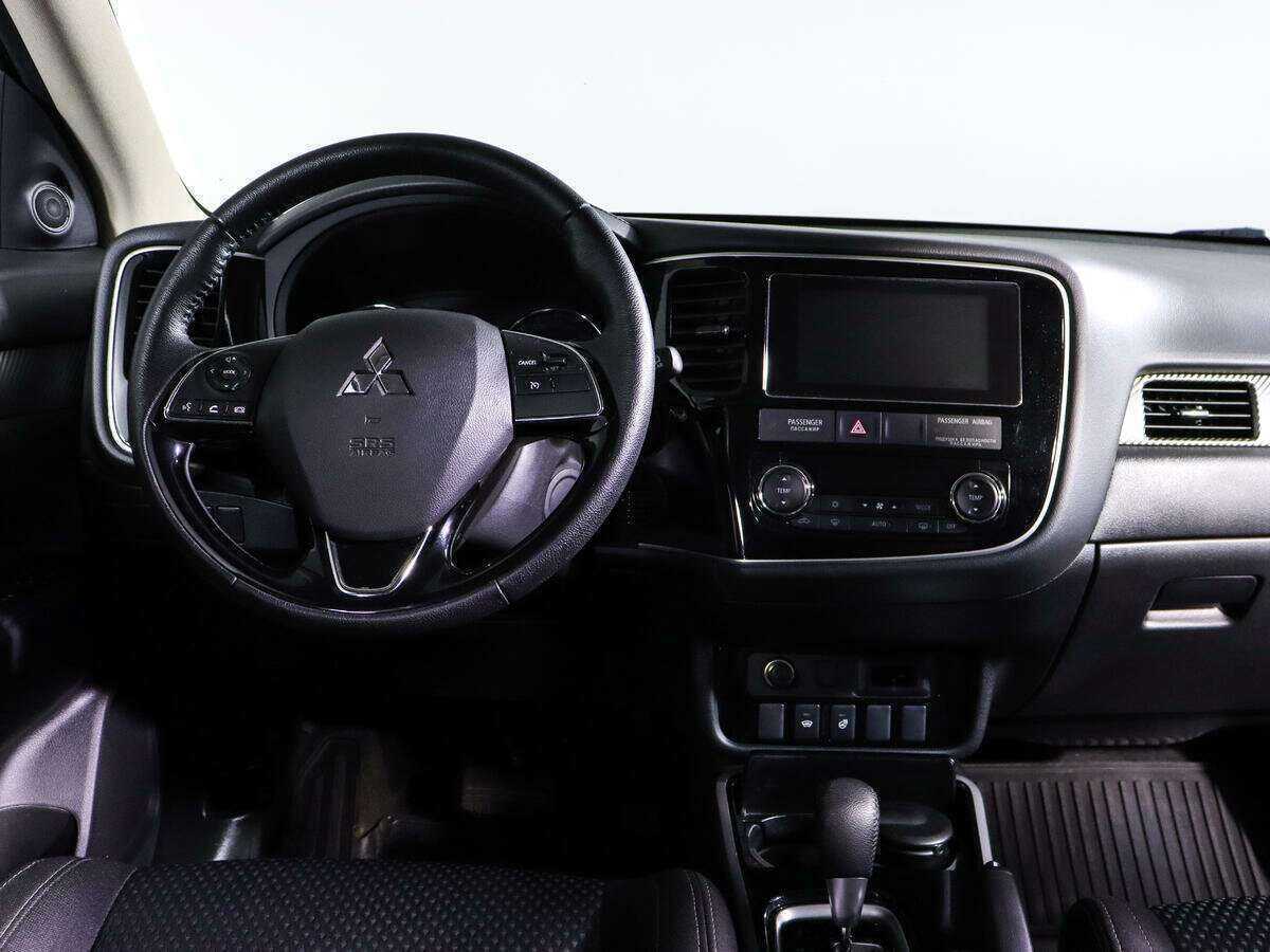 Купить Mitsubishi Outlander, 2018, 53 178 км.. Фото: #11