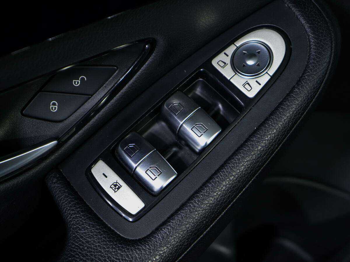 Купить Mercedes-Benz C-Класс, 2017, 106 425 км.. Фото: #13