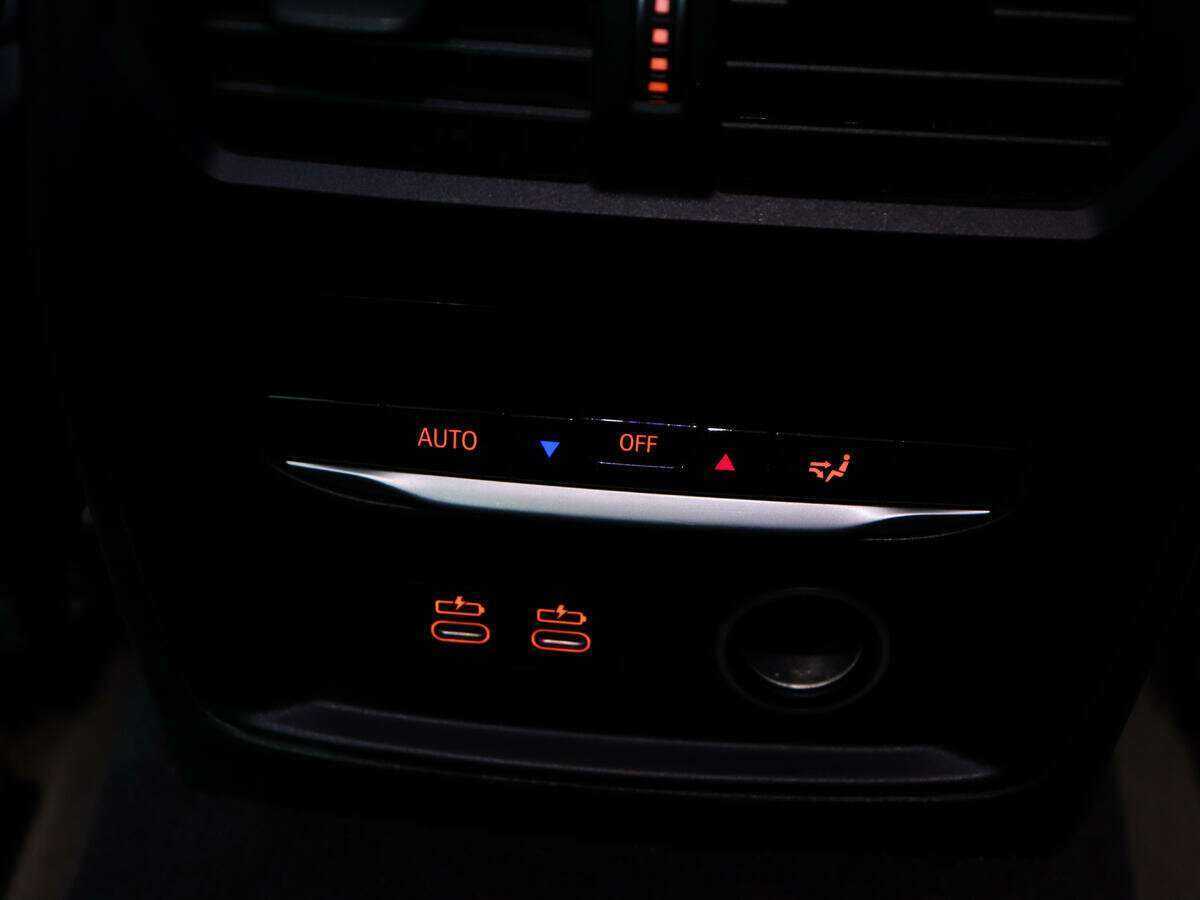 Купить BMW 3 серии, 2019, 86 500 км.. Фото: #13