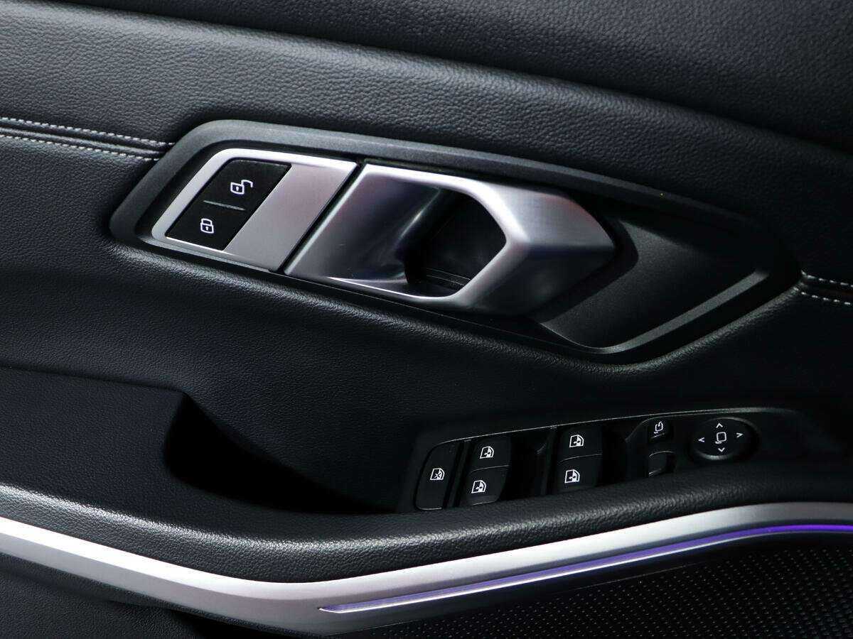Купить BMW 3 серии, 2019, 86 500 км.. Фото: #16