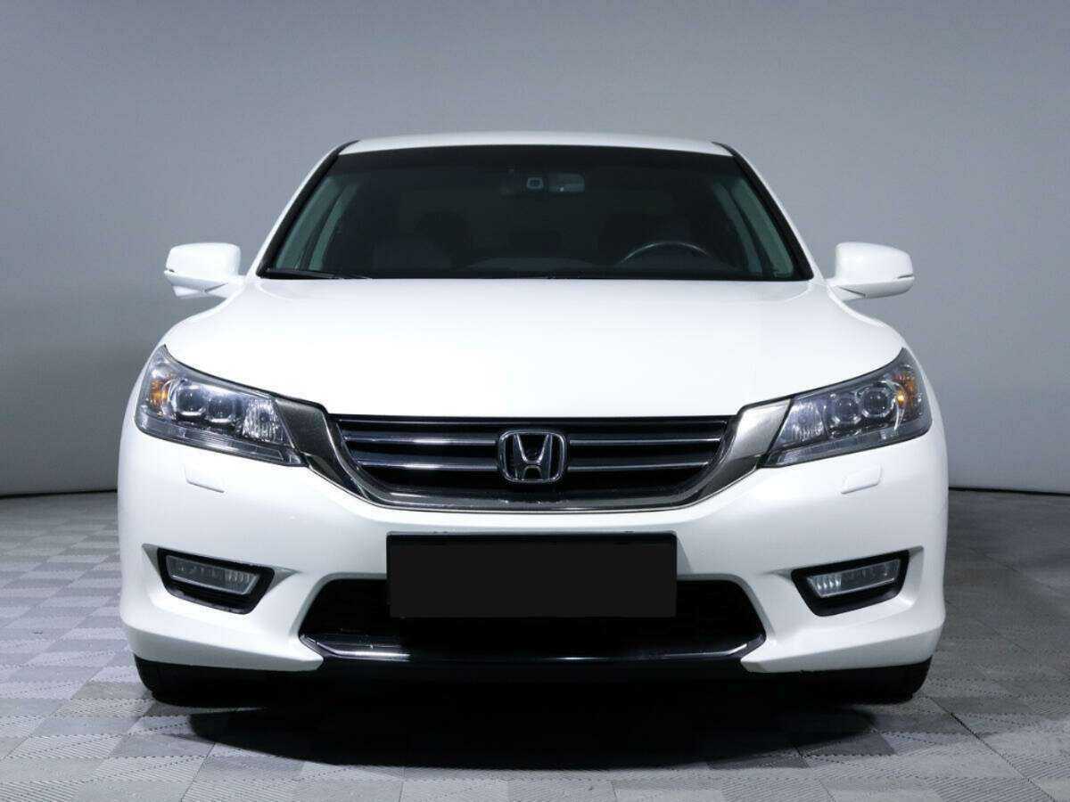 Купить Honda Accord, 2013, 40 485 км.. Фото: #1