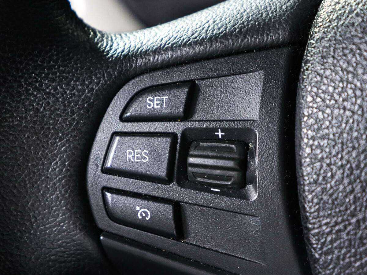 Купить BMW 3 серии, 2016, 88 948 км.. Фото: #13