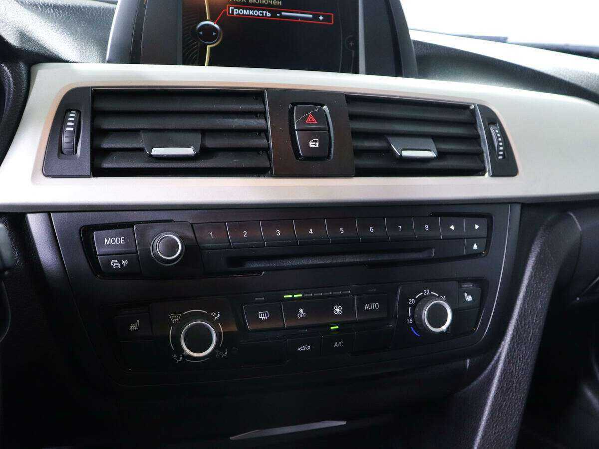 Купить BMW 3 серии, 2013, 135 000 км.. Фото: #10