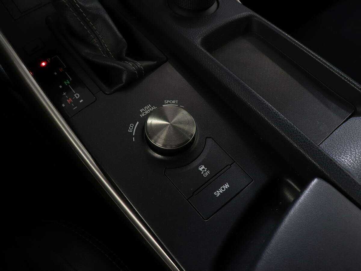 Купить Lexus IS, 2015, 87 000 км.. Фото: #15