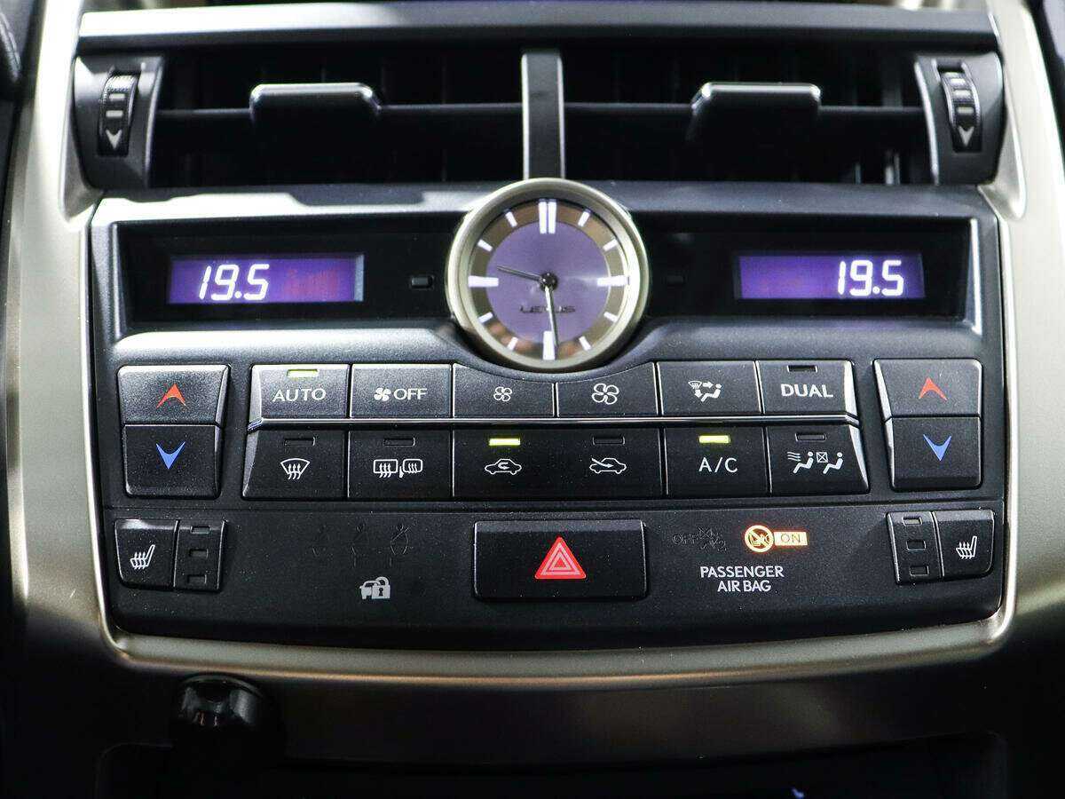 Купить Lexus NX, 2017, 62 370 км.. Фото: #17