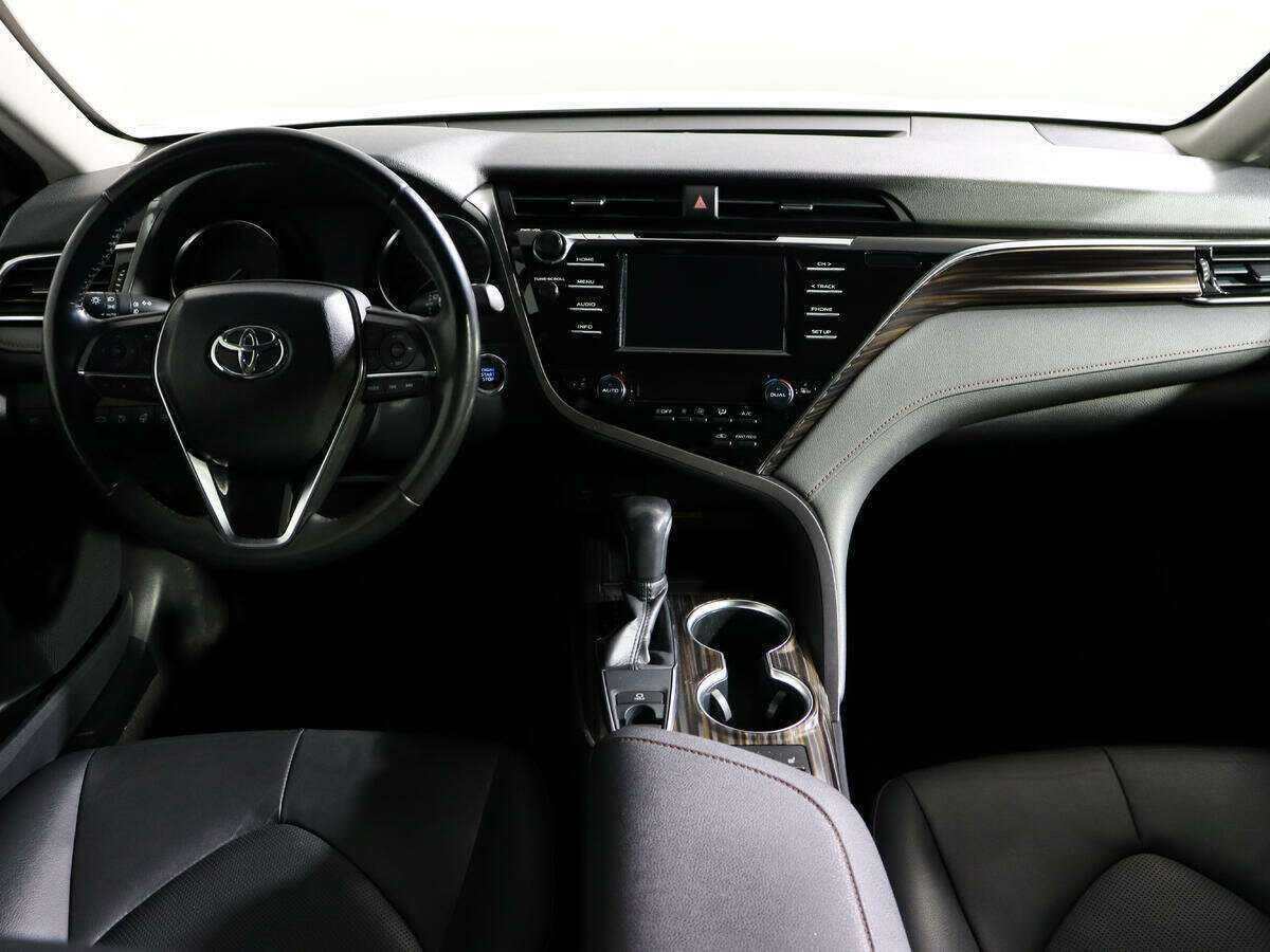 Купить Toyota Camry, 2018, 76 150 км.. Фото: #11
