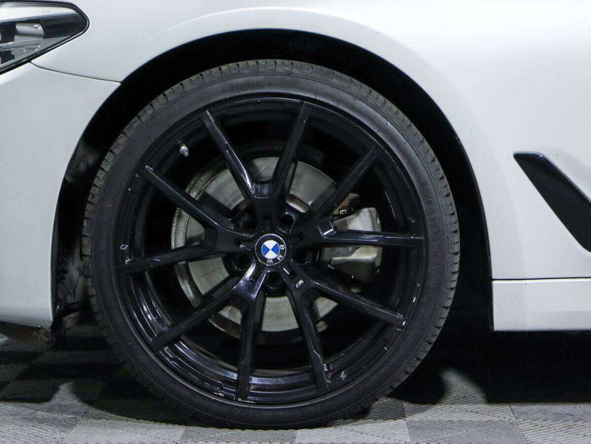 Купить BMW 5 серии, 2018, 175 697 км.. Фото: #12