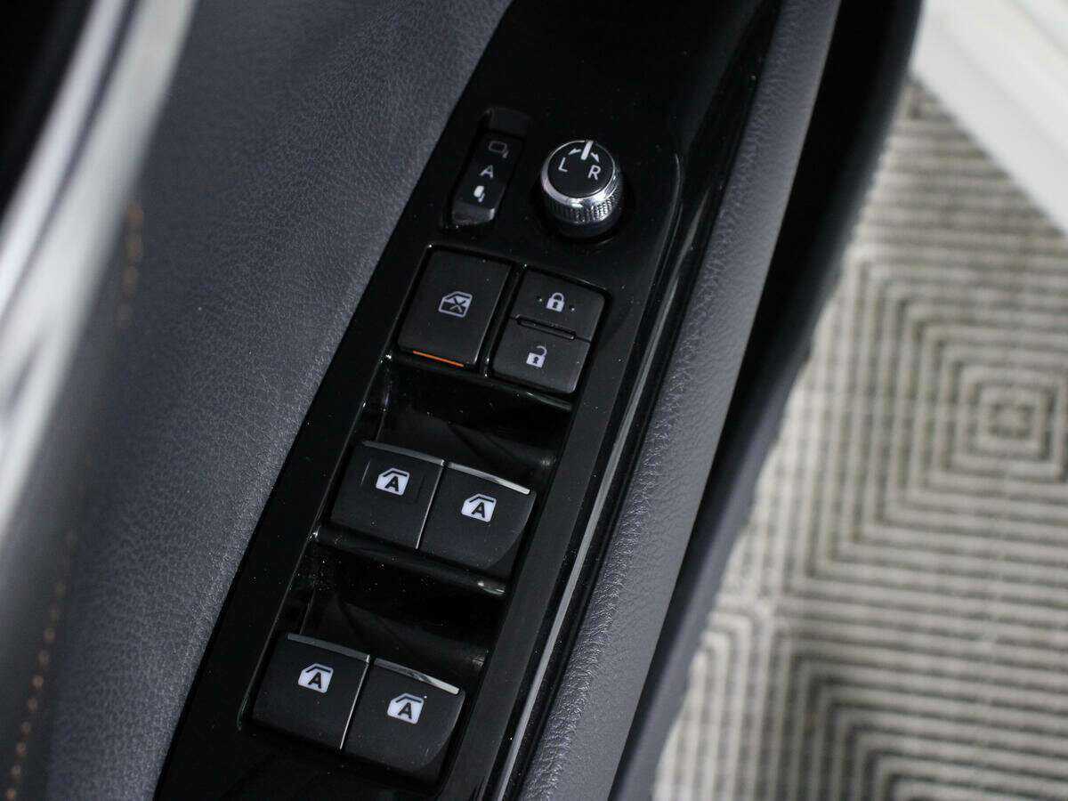 Купить Toyota Camry, 2020, 67 377 км.. Фото: #17