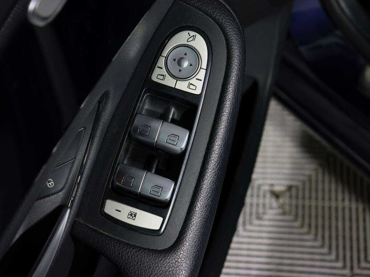 Купить Mercedes-Benz C-Класс, 2018, 145 809 км.. Фото: #12