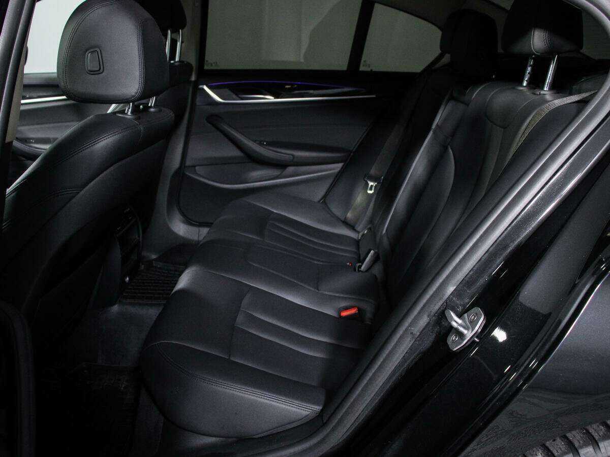 Купить BMW 5 серии, 2017, 157 968 км.. Фото: #8